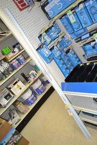 lot 885 image: Inventory of Single White Track for Shelving