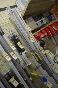 lot 906 image: (5) 84 Dual Track Shelving Track Rails