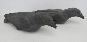 lot 17 image: 2 Vintage Paper Mache Crow Decoys