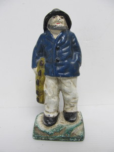 lot 85 image: Cast Iron Old Salt Fisherman Door Stop