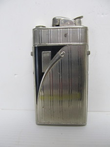 lot 88 image: Vintage Deco EVANS Combination Cigarette CaseLighter - Bridgman Gang