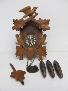 lot 37 image: Vintage West German Cuckoo Clock wSwiss Musical Movement