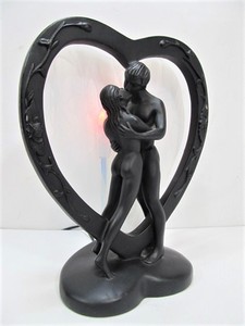 lot 127 image: Romantic Figural Kissing Couple Heart Shaped Lamp