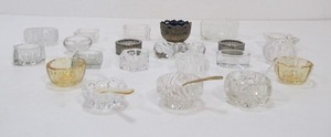 lot 169 image: Collection of 20 Vintage & Antique Crystal Glass Salt Cellars 
