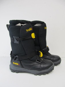 lot 204 image: Pair of Mens TRUKKA Boots