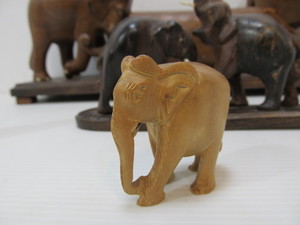 lot 189 image: Group of Carved Wood Elephants