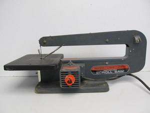 lot 111 image: Working SearsCraftsman Scroll Saw 