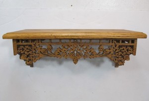 lot 245 image: Vintage Oak Pierced Scroll Saw Cut Wall Shelf