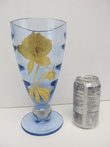 lot 170 image: 10 Vintage 1940s Blue Ribbed Glass Vase wGold Applique Floral Design