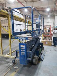 Upright Model SL20 Scissor Lift