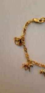 lot 4 image: Gold Vermeil Horse Theme Charm Bracelet 7.5, 13 grams