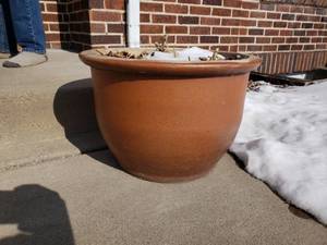 lot 68 image: Large Matching Planters