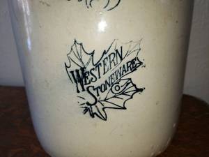 lot 92 image: Western Stoneware Number 3