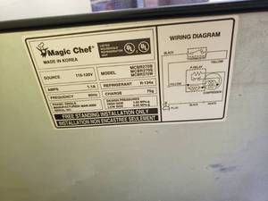 lot 166 image: Magic Chef Mini Refrigerator