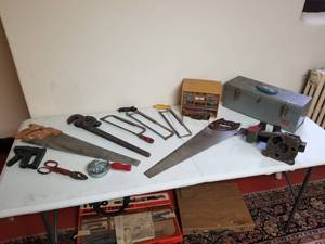 lot 171 image: Collection of Hand Tools