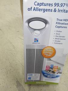 lot 1 image: Allergy Pro Professional Air Purifi...