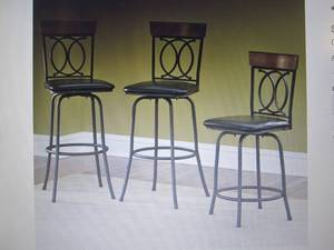 lot 16 image: Set of 3 Adjustable Barstools open ...