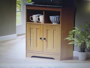 lot 29 image: Katie Microwave Stand -no hutch as ...