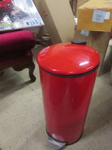 lot 45 image: Red Step Trash Can open box, damage...