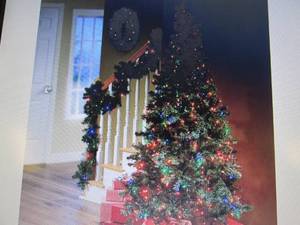 lot 79 image: Prelit Tree, Wreath and Garland Set...