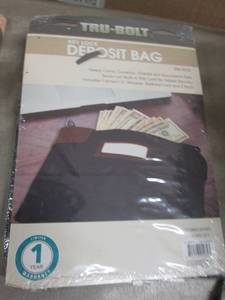 lot 122 image: Honeywell Key Lock Cash & Document ...