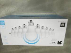 lot 125 image: 10 pk LED Soft White 60 W Bulbs Ret...