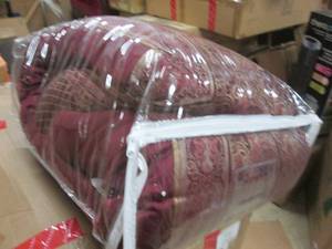 lot 204 image: Sheridan Bed Set King open box Reta...