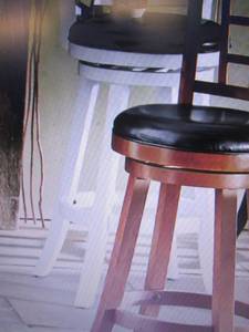 lot 226 image: White Stool - no back Assembly requ...