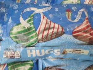 lot 249 image: 5 - 11 oz Bags Hersheys Hugs...