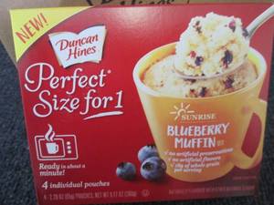 lot 290 image: 6- 9.2 oz Duncan Hines Blueberry Mu...