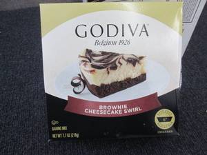 lot 325 image: 5 -7.7 ox Boxes Godiva Brownie Chee...