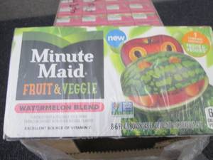 lot 355 image: Case of 40 Minute Maid 6 fl oz Frui...