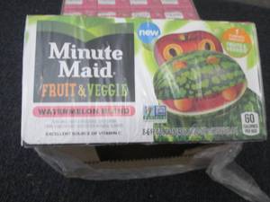 lot 357 image: Case of 40 Minute Maid 6 fl oz Frui...