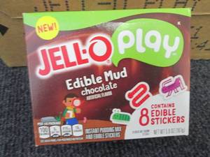 lot 373 image: Case of 24 - 5.9 oz Boxes Jello-Pla...