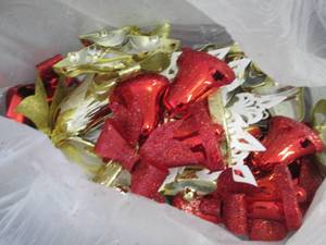 lot 376 image: Medium Bag of Bell & Snowflake Deco...