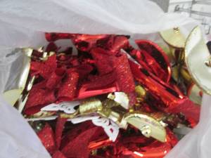 lot 378 image: Large Bag of Bell & Snowflake Decor...