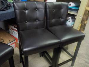 Set of 2 Barstools, seats are 29 t...