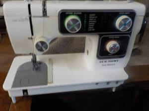 New Home Full Rotary Sewing Machine...