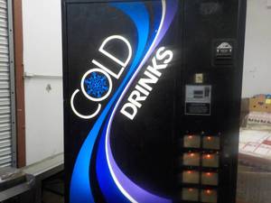 Beverage Vending Machine no key Po...