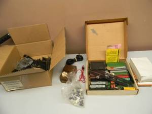 lot 6 image: VINTAGE LARGE N SCALE TRAIN SETCOLLECTION - AWESOME SET MANY MANY PIECES - SEE PICTURES