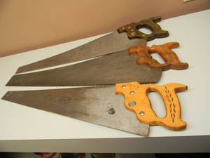 lot 21 image: VINTAGE - E.C. ATKINS & CO. HAND SAW, GEO. H. BISHOP & CO. HAND SAW & TRU TEST TT 191A HIGH TEMPERED STEEL BLADE HAND SAW - USA  - SEE PICTURES