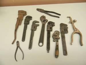lot 33 image: VINTAGE TOOLS - WRENCHES,PLIERS & MORE - NICE COLLECTION - SEE PICTURES