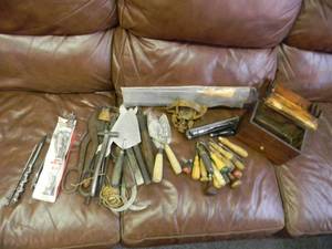 lot 34 image: LARGE COLLECTION VINTAGE OF MISC. TOOLS - SEE PICTURES