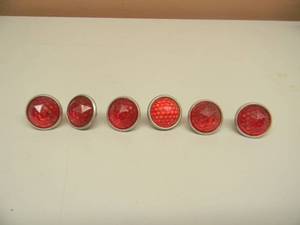 lot 41 image: VINTAGE RED CATS EYE BUBBLE REFLECTORS - BIKECARMOTORCYCLE - SEE PICTURES