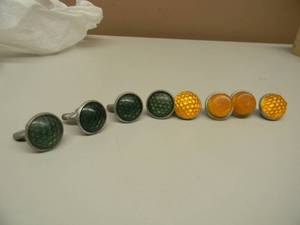 lot 43 image: VINTAGE YELLOW & GREEN CATS EYE BUBBLE REFLECTORS - BIKECARMOTORCYCLE - SEE PICTURES
