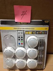 Defiant LED 30 Lumen Puck Lights with Remote Control (8-Pack) in good condition