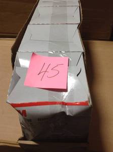 3M 8200H20-DC Sanding & Fiberglass Respirators 10 Count in good condition