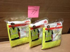 3M High-Visibility Yellow Reflective Personal Safety Vest in good condition