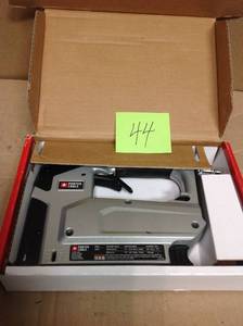 Porter-Cable Pneumatic 18-Gauge 38 in. Crown Stapler in good condition