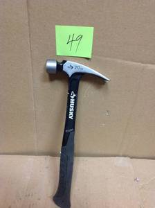 Husky 20 oz. Ripping Hammer in good condition